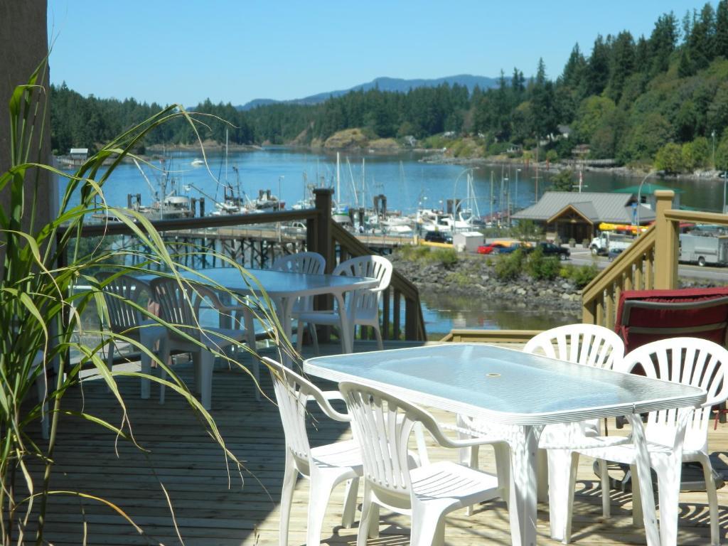 High Point Resort Quathiaski Cove Exterior photo